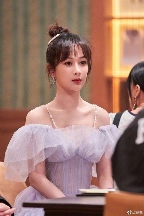 娱乐吃瓜直播杨紫是谁,娱乐吃瓜直播界的璀璨明星